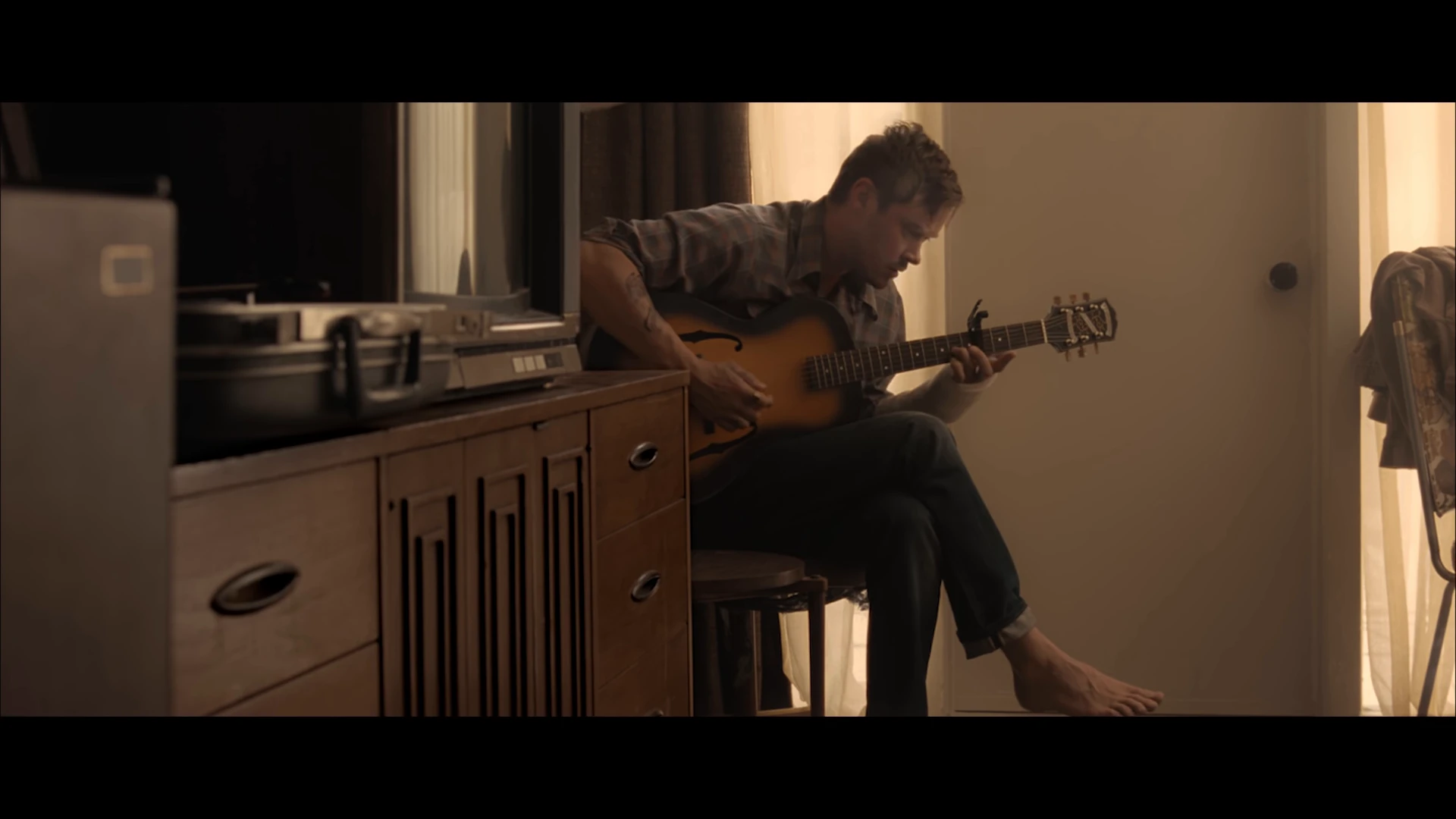 Hard Luck Love Song — Teaser — still